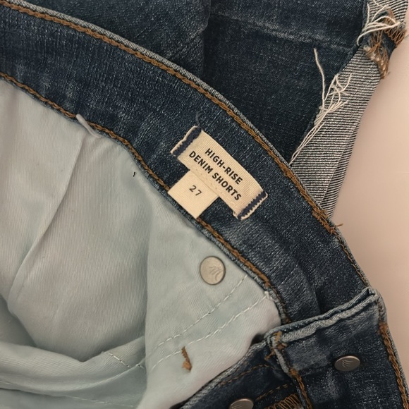 Madewell Women’s High Rise Cut Off Denim Shorts Button Fly Medium Wash Size 27 - Picture 7 of 10